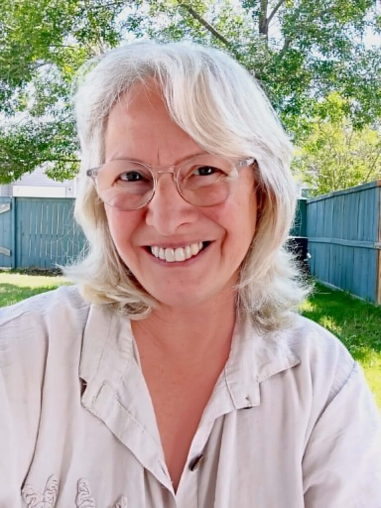 Photo portrait de Carmen GOUDREAU en 2026, auteure.